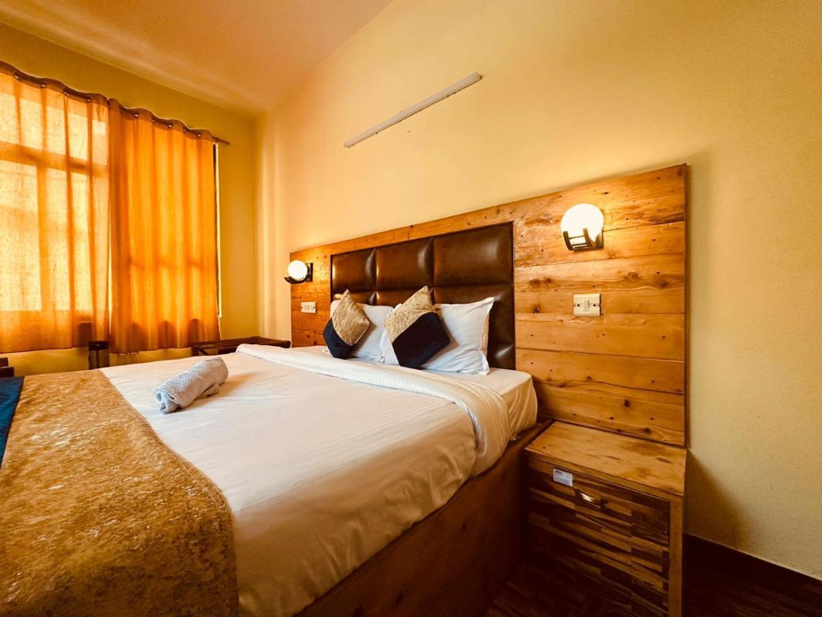Manali Holiday Lnn - Gym, Spa, Dj Night, Pool Exterior foto