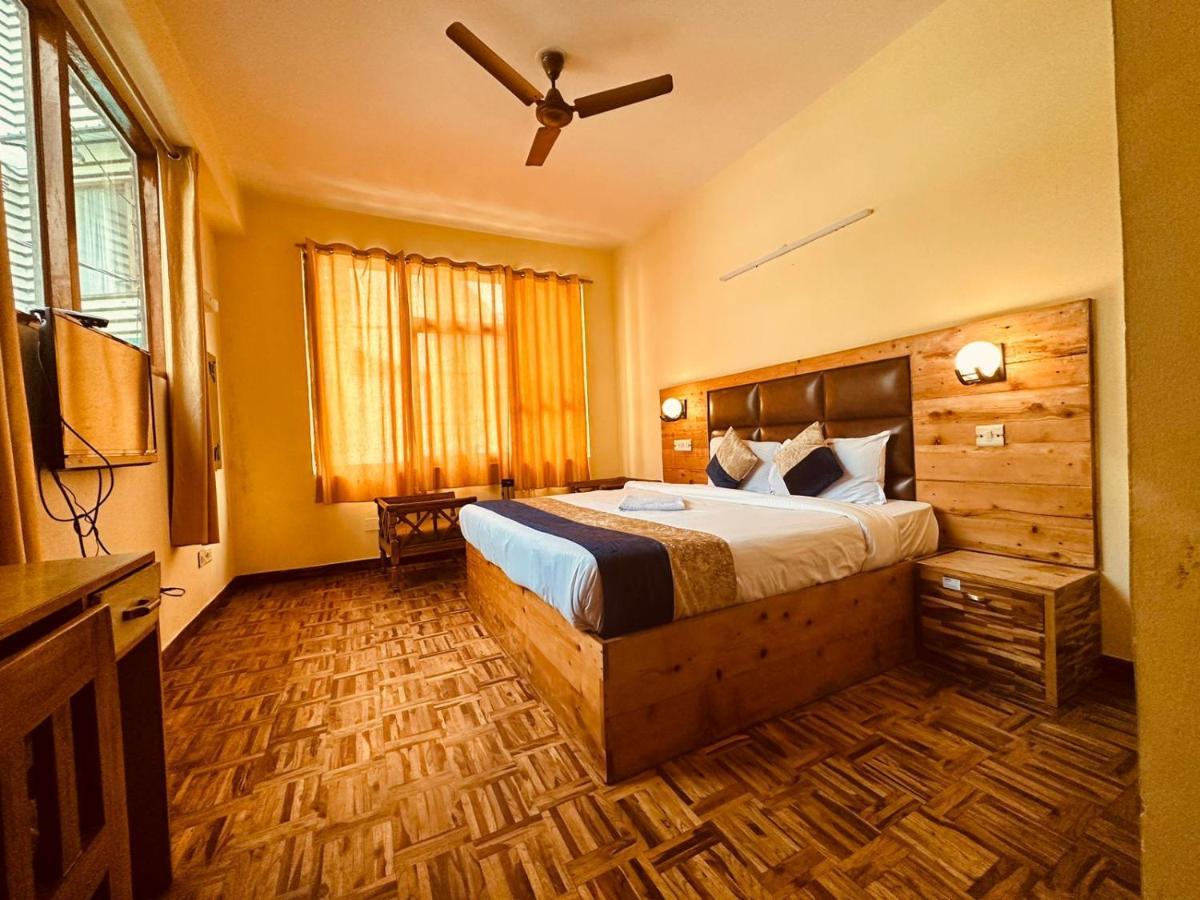 Manali Holiday Lnn - Gym, Spa, Dj Night, Pool Exterior foto